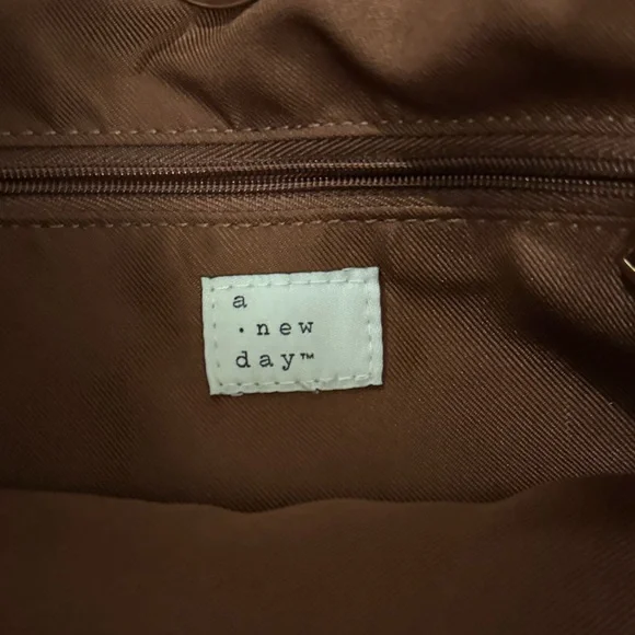 a new day Brown Woven Shoulder Bag - Picture 4 of 6